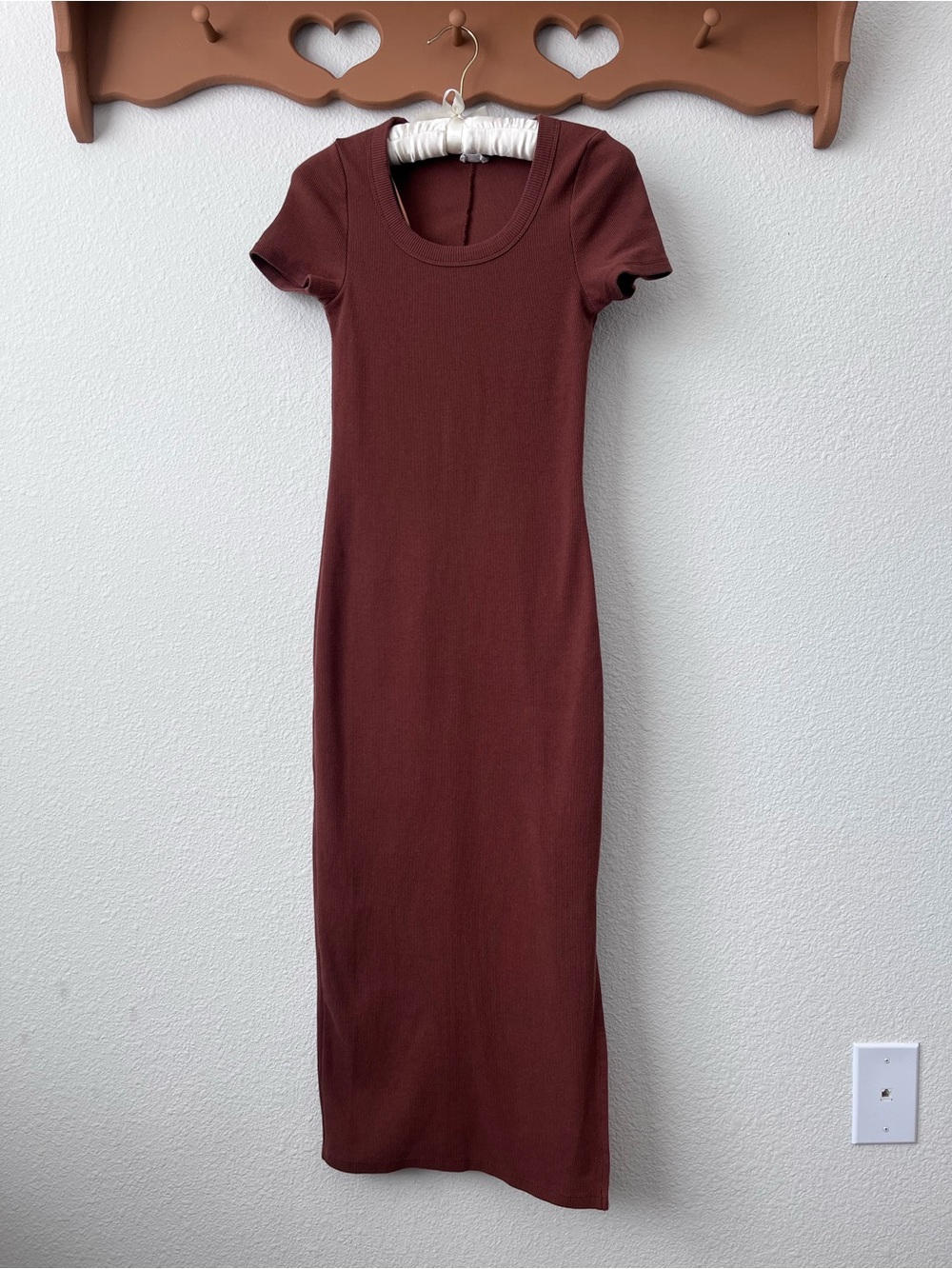 Cotton On Short-Sleeve Ribbed Maxi Dress in Deep Brown